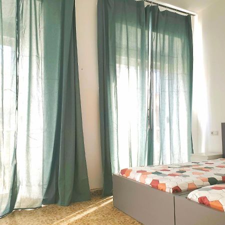Sunny Malaga Centre Flats, 2 Options, With Balcony Or Terrace Διαμέρισμα Εξωτερικό φωτογραφία