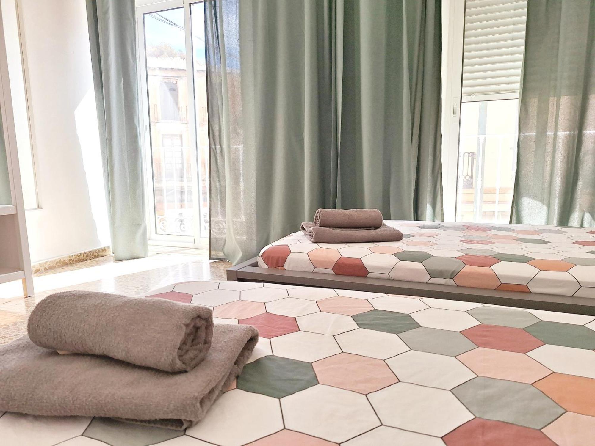 Sunny Malaga Centre Flats, 2 Options, With Balcony Or Terrace Διαμέρισμα Εξωτερικό φωτογραφία